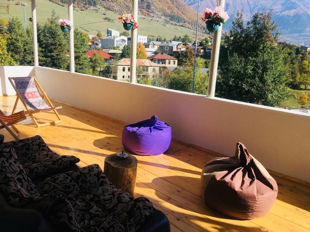 Guesthouse Alpenrose Mestia Ngoại thất bức ảnh